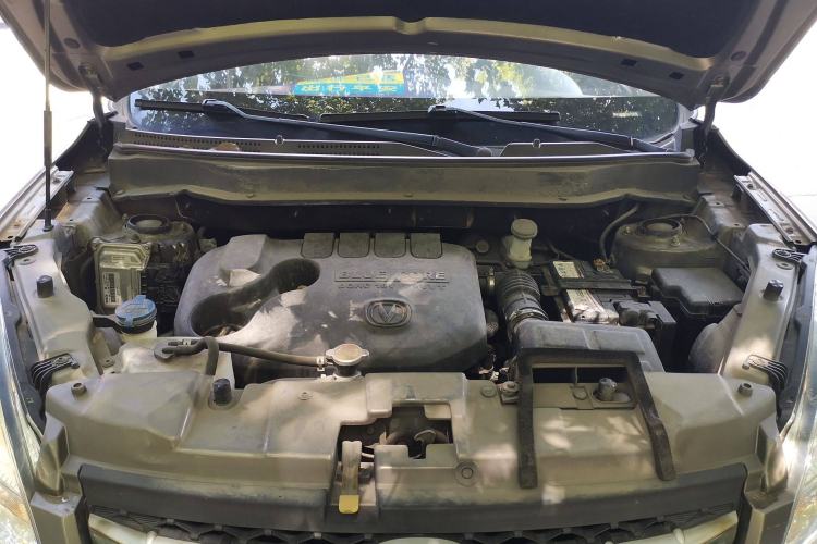 Used CHANGAN CS35 2016 1.6L Manual Luxury Model China V Standard Engine Bay