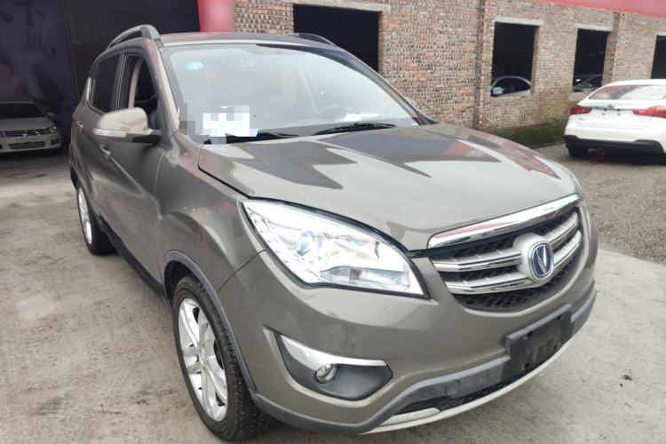 Used CHANGAN CS35 2016 1.6L Automatic Luxury Model China V Standard Front Right 45 Deg