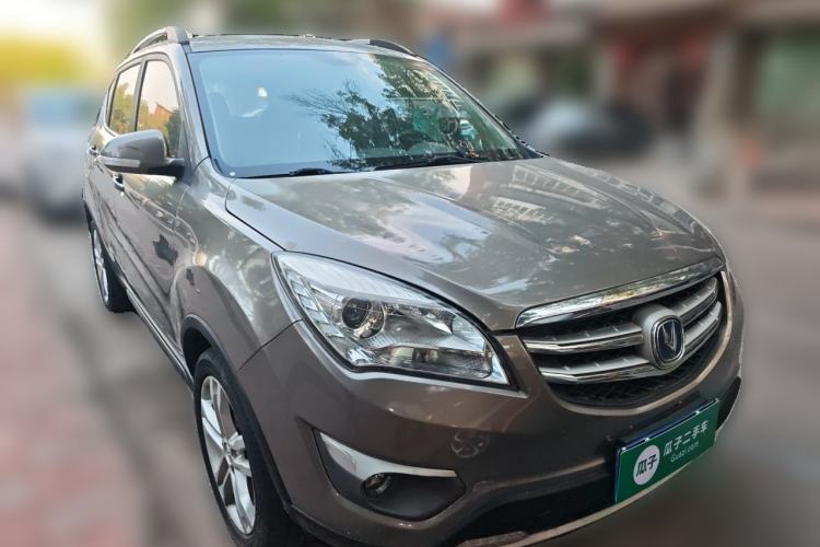 Used CHANGAN CS35 2016 1.6L Automatic Luxury Model China V Standard Front Right 45 Deg