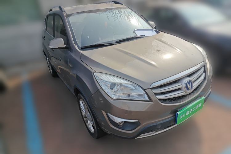 Used CHANGAN CS35 2016 1.6L Automatic Luxury Model China V Standard Front Right 45 Deg