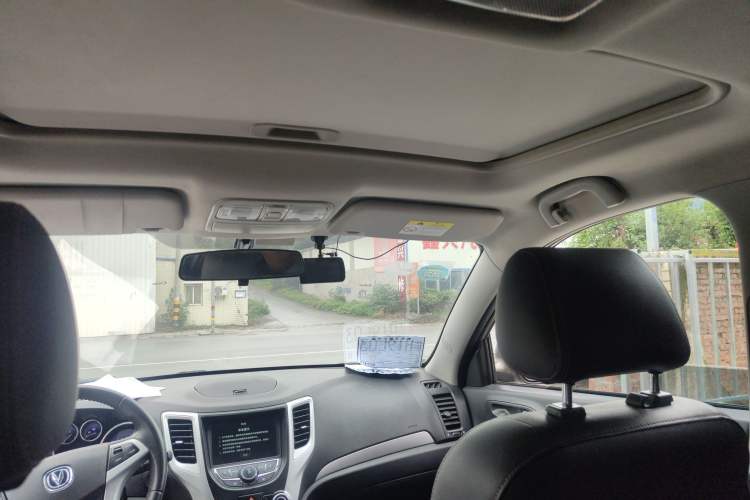 Used CHANGAN CS35 2016 1.6L Automatic Luxury Model China V Standard Headliner