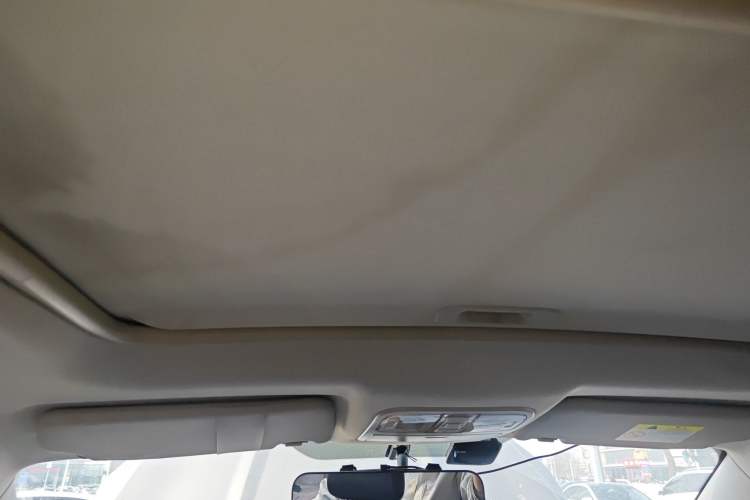 Used CHANGAN CS35 2016 1.6L Automatic Luxury Model China V Standard Headliner