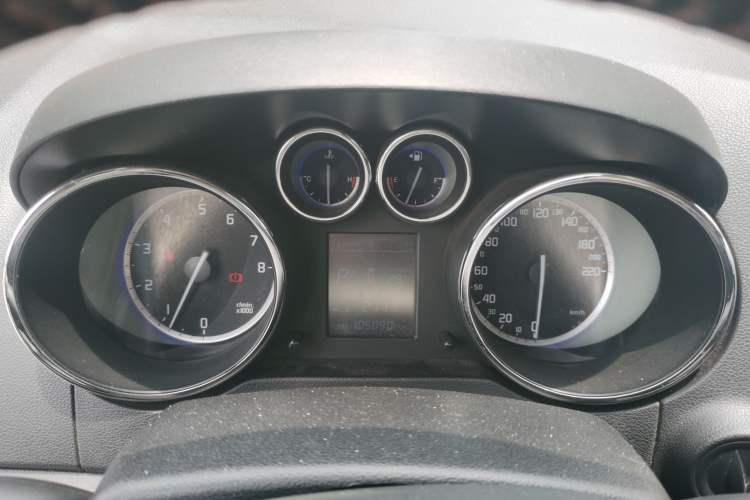 Used CHANGAN CS35 2016 1.6L Automatic Luxury Model China V Standard Instrument Cluster