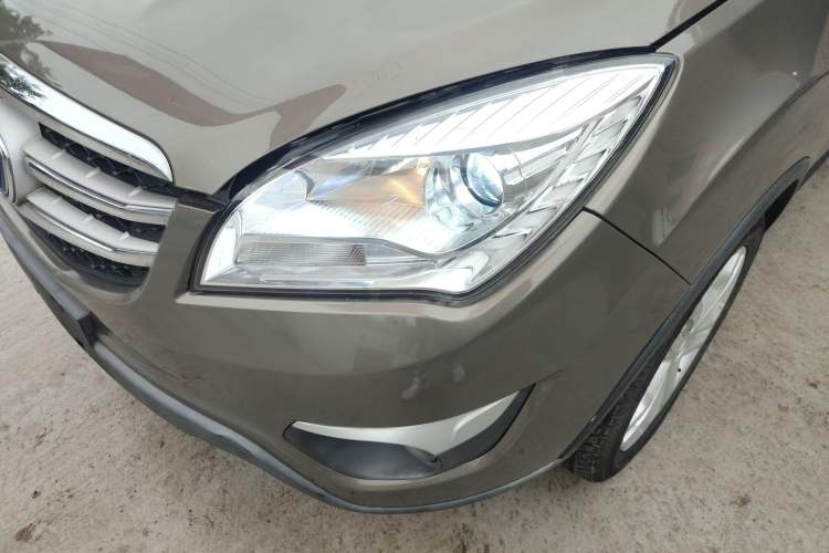 Used CHANGAN CS35 2016 1.6L Automatic Luxury Model China V Standard Left Front Headlight