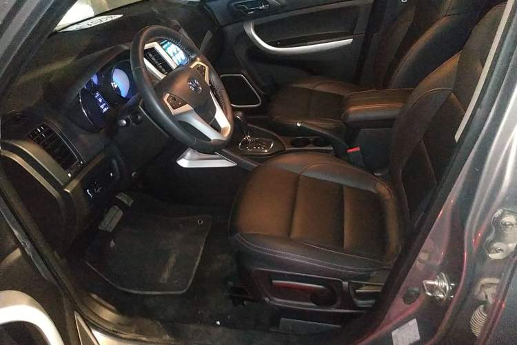 Used CHANGAN CS35 2016 1.6L Automatic Luxury Model China V Standard Left Front Seat