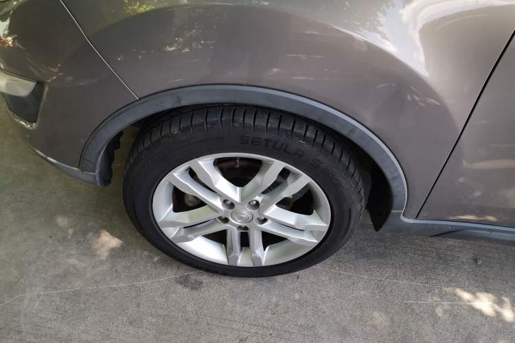 Used CHANGAN CS35 2016 1.6L Manual Luxury Model China V Standard Left Front Wheel Hub
