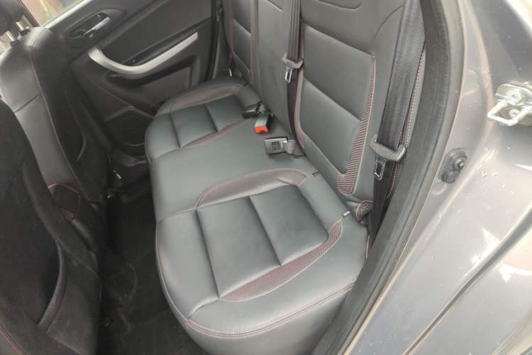 Used CHANGAN CS35 2016 1.6L Automatic Luxury Model China V Standard Left Rear Seat