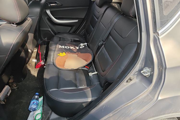 Used CHANGAN CS35 2016 1.6L Automatic Luxury Model China V Standard Left Rear Seat