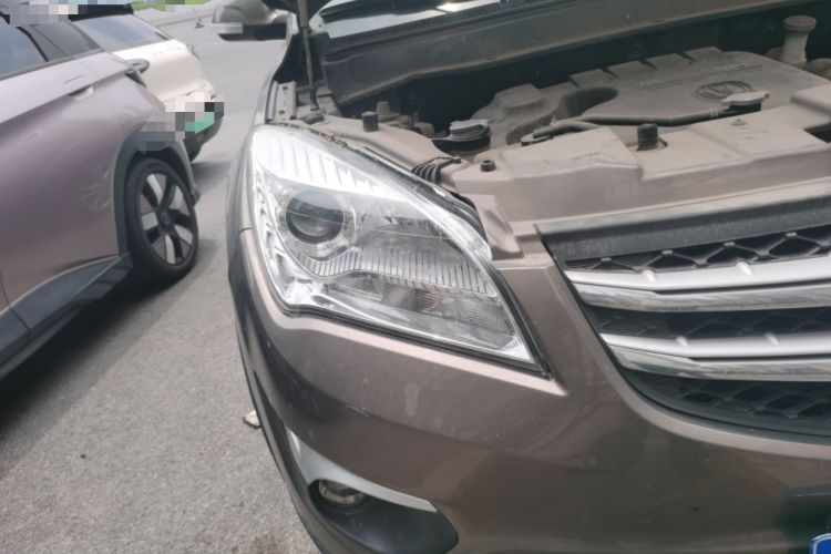 Used CHANGAN CS35 2016 1.6L Automatic Luxury Model China V Standard Right Front Headlight