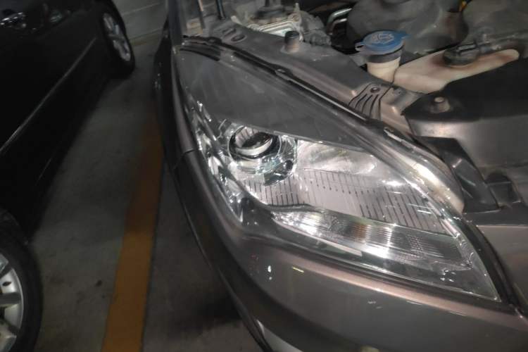Used CHANGAN CS35 2016 1.6L Automatic Luxury Model China V Standard Right Front Headlight