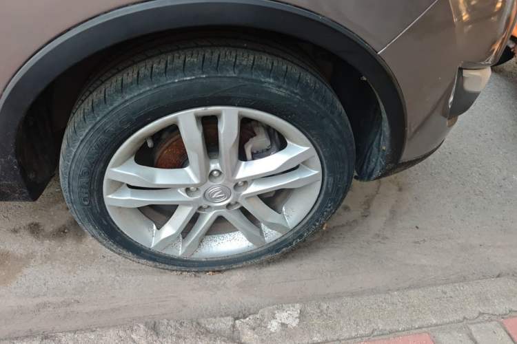 Used CHANGAN CS35 2016 1.6L Automatic Luxury Model China V Standard Right Front Wheel Hub