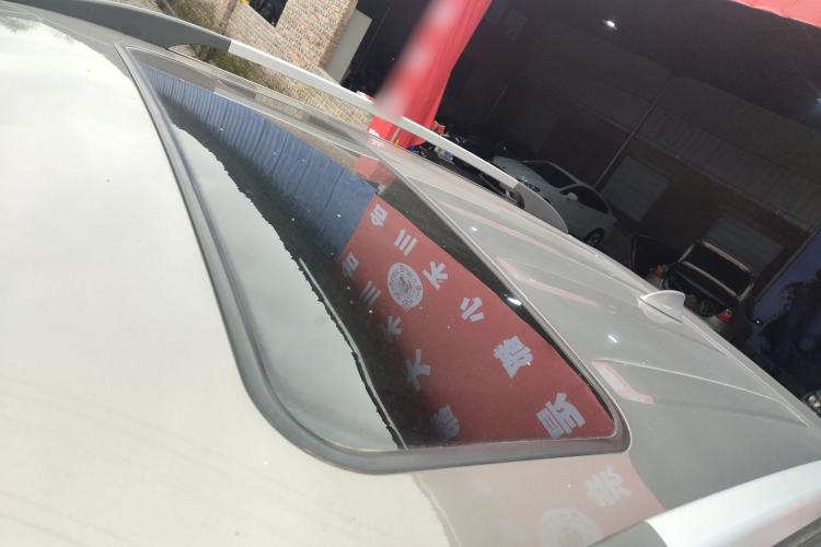 Used CHANGAN CS35 2016 1.6L Automatic Luxury Model China V Standard Roof