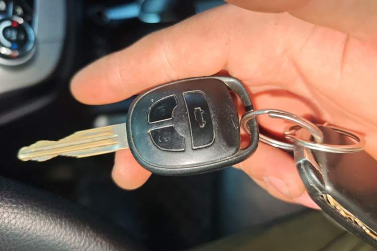 Used CHANGAN CS35 2016 1.6L Automatic Luxury Model China V Standard Vehicle Key