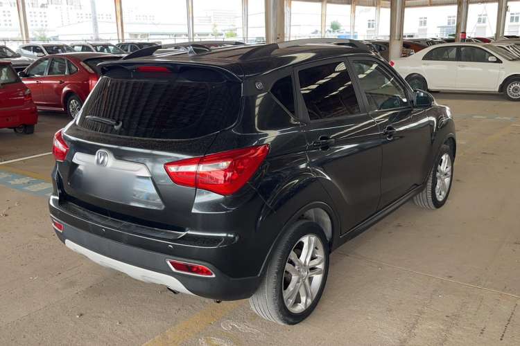 Used CHANGAN CS35 2017 1.6L Manual Luxury Model Exterior 3