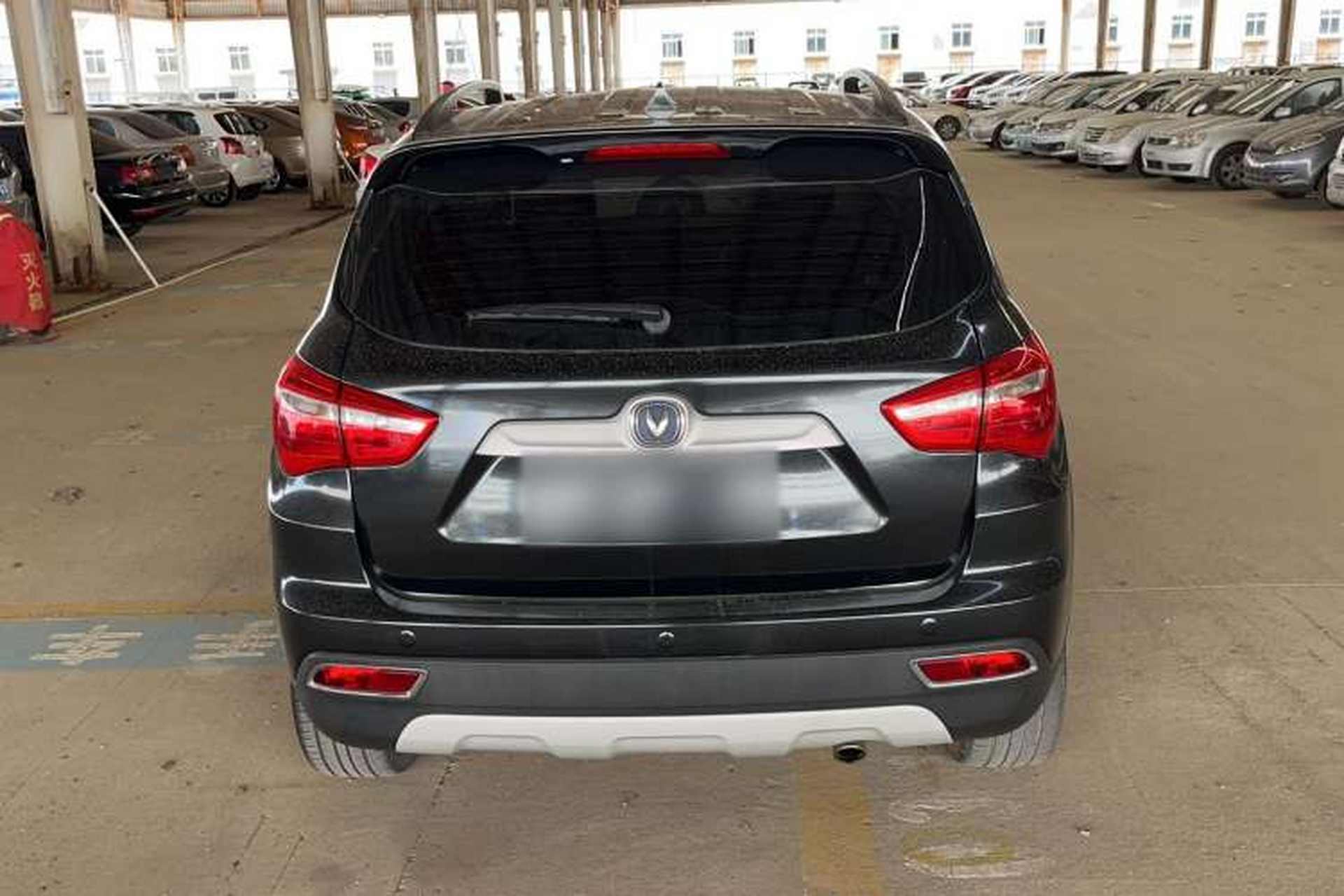 Used CHANGAN CS35 2017 1.6L Manual Luxury Model Exterior 4