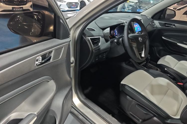 Used CHANGAN CS35 2017 1.6L Automatic Luxury Model Driver Seat