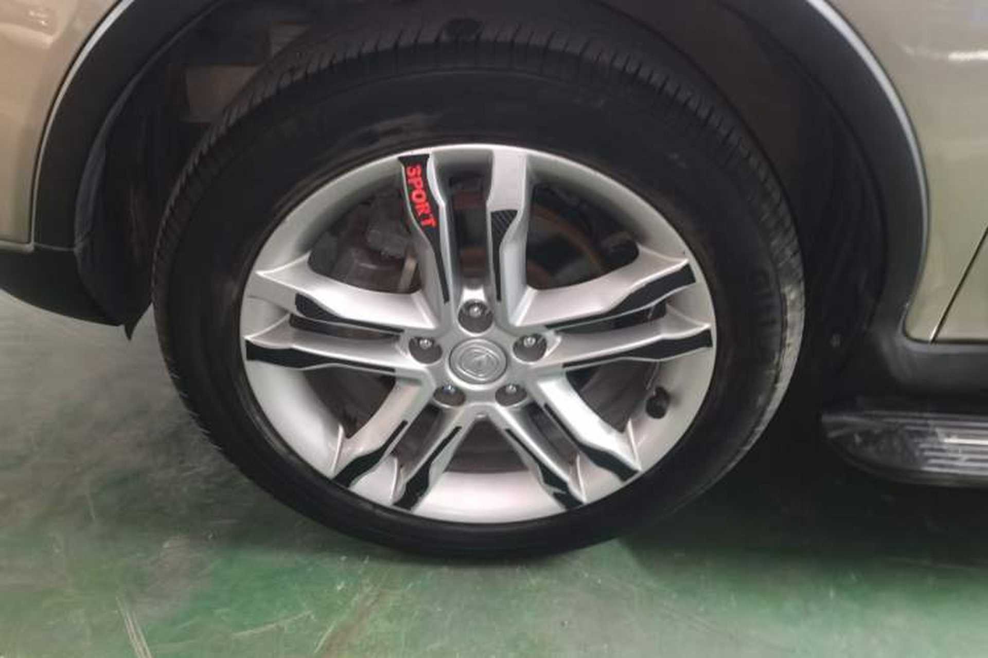 Used CHANGAN CS35 2017 1.6L Automatic Luxury Model Left Front Wheel Hub