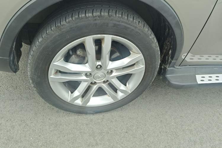 Used CHANGAN CS35 2017 1.6L Manual Luxury Model Left Front Wheel Hub