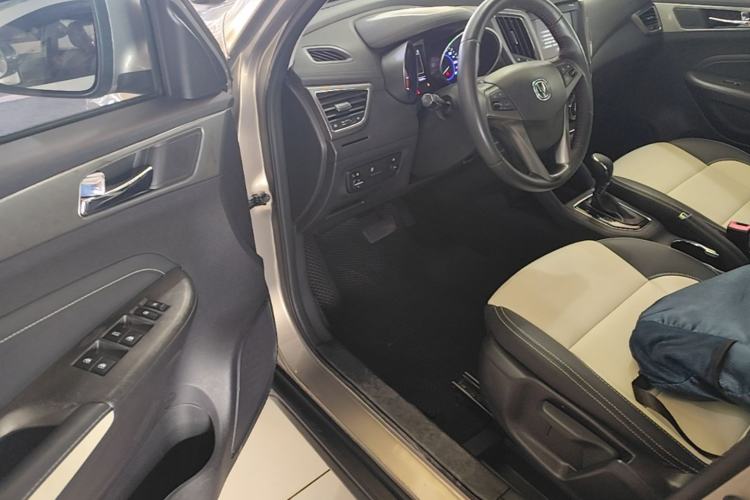 Used CHANGAN CS35 2017 1.6L Automatic Luxury Model Driver Seat