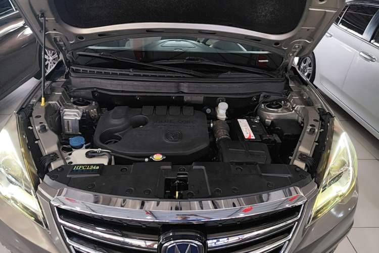 Used CHANGAN CS35 2017 1.6L Automatic Luxury Model Engine Bay