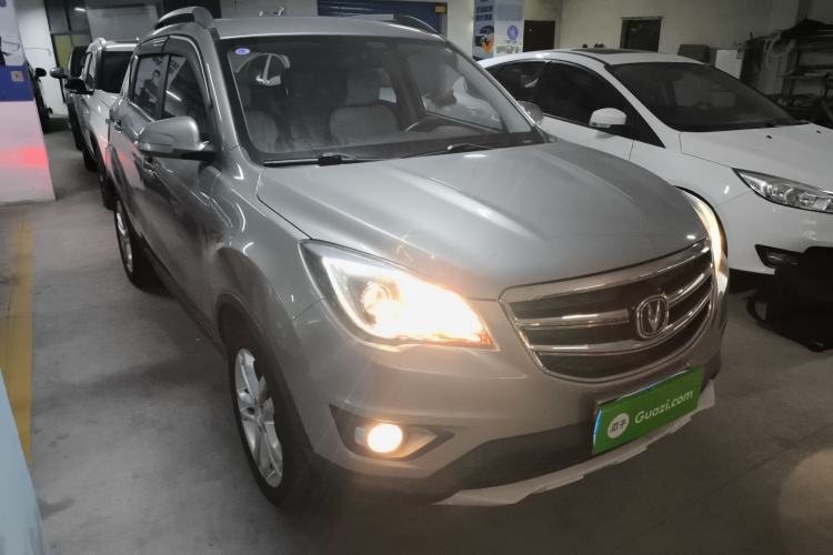 Used CHANGAN CS35 2017 1.6L Automatic Luxury Model Front Right 45 Deg