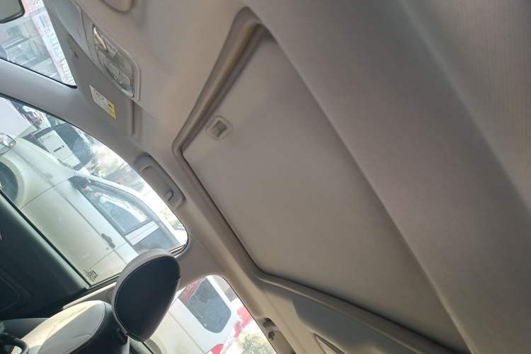 Used CHANGAN CS35 2017 1.6L Automatic Luxury Model Headliner