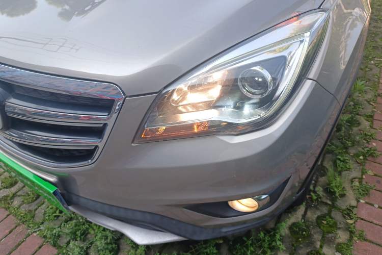 Used CHANGAN CS35 2017 1.6L Automatic Luxury Model Left Front Headlight