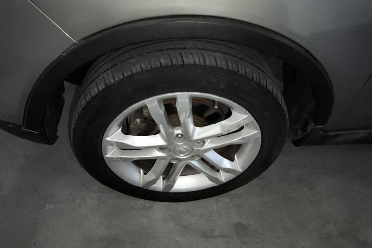 Used CHANGAN CS35 2017 1.6L Automatic Luxury Model Left Front Wheel Hub