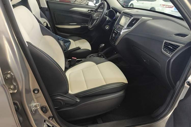 Used CHANGAN CS35 2017 1.6L Automatic Luxury Model Right Front Seat
