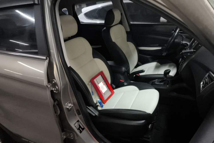 Used CHANGAN CS35 2017 1.6L Automatic Luxury Model Right Front Seat