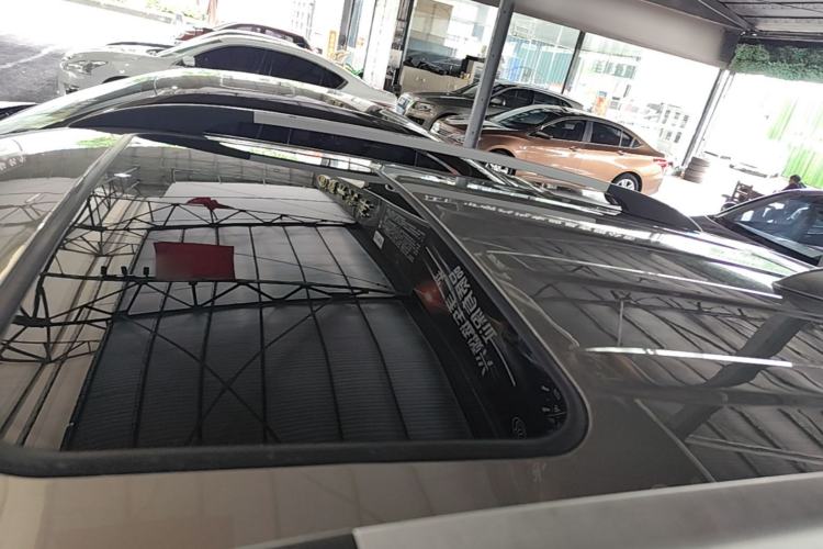 Used CHANGAN CS35 2017 1.6L Automatic Luxury Model Roof