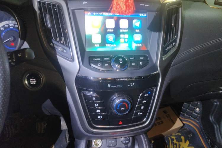 Used CHANGAN CS35 2017 1.6L Manual Luxury Model Audio And AC Panel