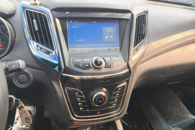 Used CHANGAN CS35 2017 1.6L Manual Luxury Model Audio And AC Panel