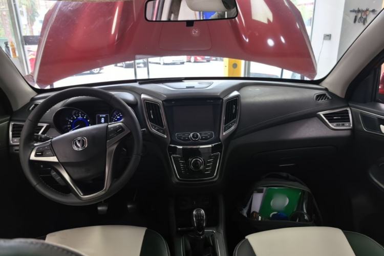 Used CHANGAN CS35 2017 1.6L Manual Luxury Model Center Console