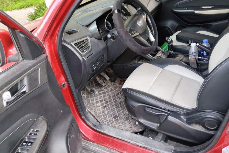 Used CHANGAN CS35 2017 1.6L Manual Luxury Model Driver Seat