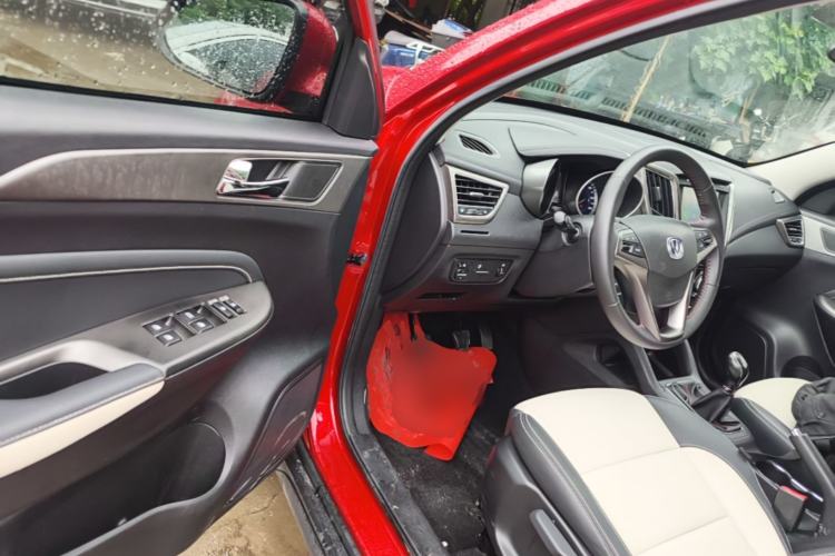Used CHANGAN CS35 2017 1.6L Manual Luxury Model Driver Seat