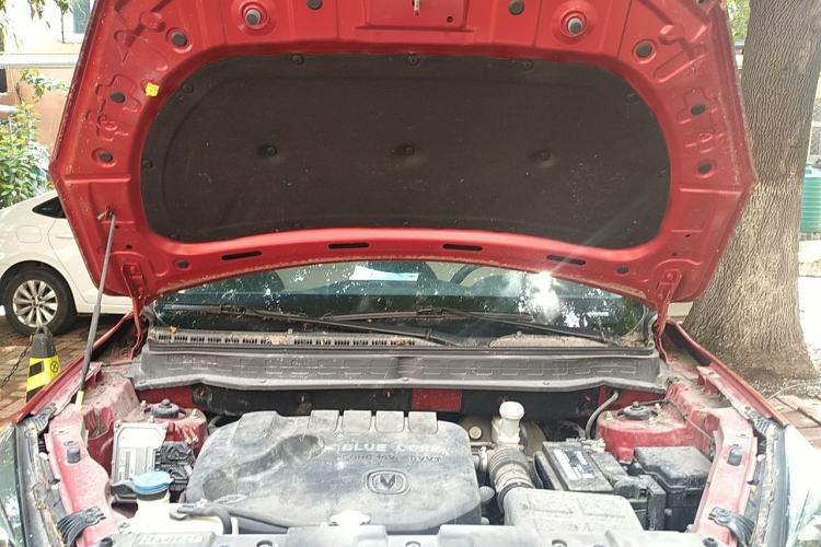 Used CHANGAN CS35 2017 1.6L Automatic Luxury Model Engine Bay