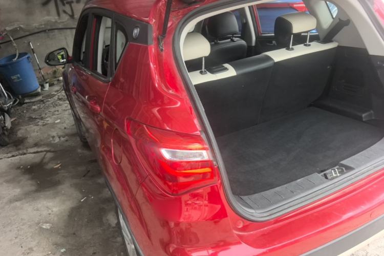 Used CHANGAN CS35 2017 1.6L Automatic Luxury Model Exterior 2
