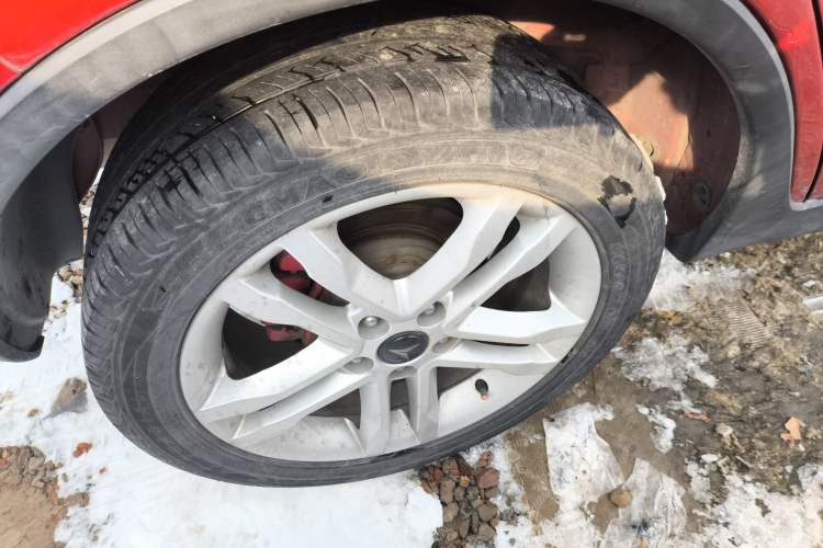 Used CHANGAN CS35 2017 1.6L Manual Luxury Model Exterior 5