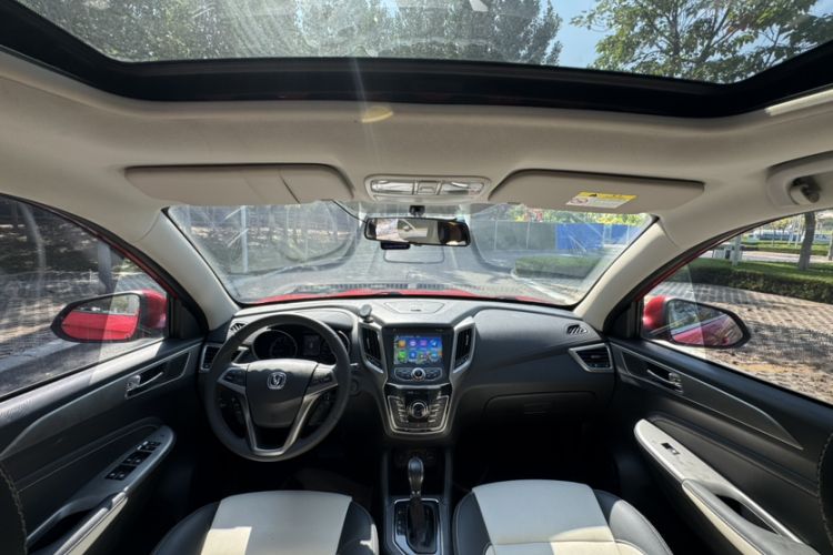 Used CHANGAN CS35 2017 1.6L Automatic Luxury Model Exterior 9