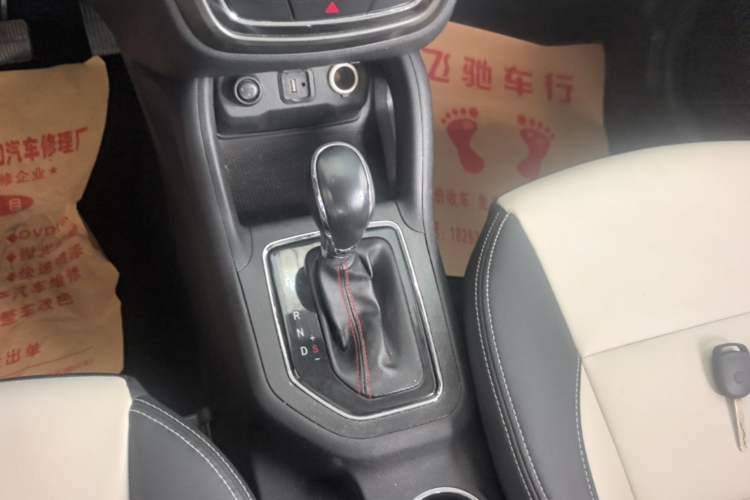 Used CHANGAN CS35 2017 1.6L Automatic Luxury Model Gear Lever