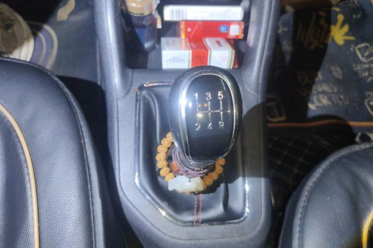 Used CHANGAN CS35 2017 1.6L Manual Luxury Model Gear Lever