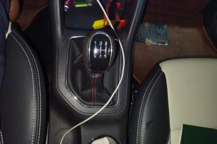 Used CHANGAN CS35 2017 1.6L Manual Luxury Model Gear Lever