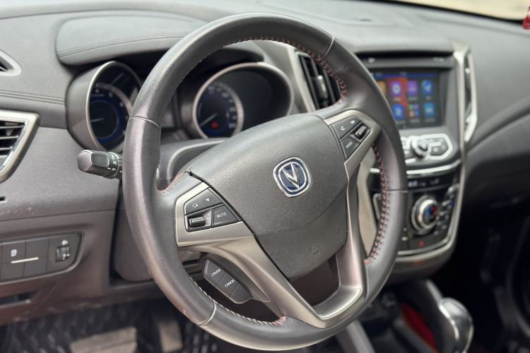 Used CHANGAN CS35 2017 1.6L Automatic Luxury Model Interior 1