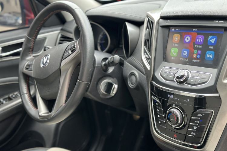 Used CHANGAN CS35 2017 1.6L Automatic Luxury Model Interior 2