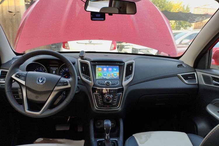 Used CHANGAN CS35 2017 1.6L Automatic Luxury Model Interior 2