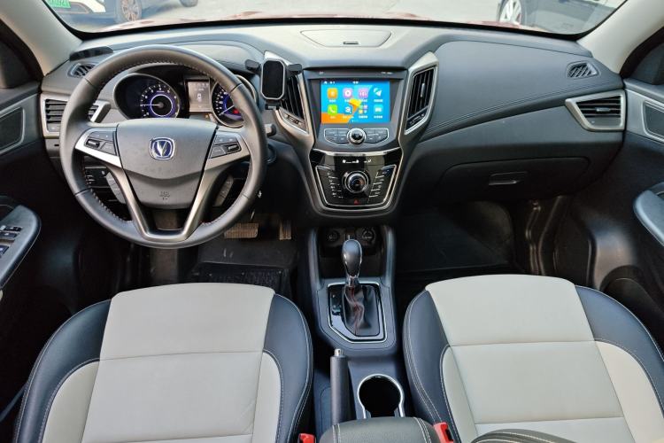 Used CHANGAN CS35 2017 1.6L Automatic Luxury Model Interior 3