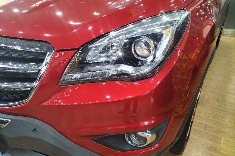 Used CHANGAN CS35 2017 1.6L Automatic Luxury Model Left Front Headlight