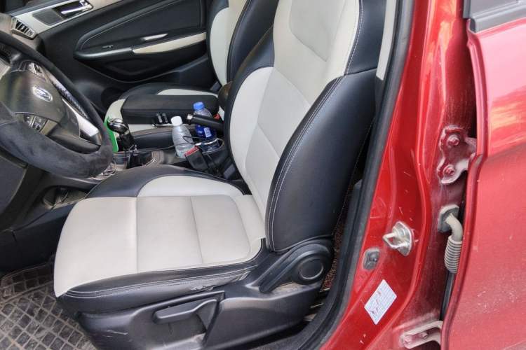 Used CHANGAN CS35 2017 1.6L Manual Luxury Model Left Front Seat