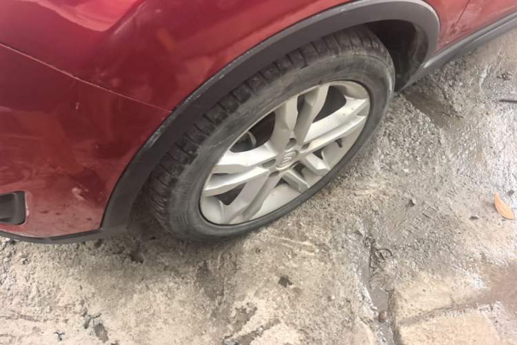 Used CHANGAN CS35 2017 1.6L Automatic Luxury Model Left Front Wheel Hub